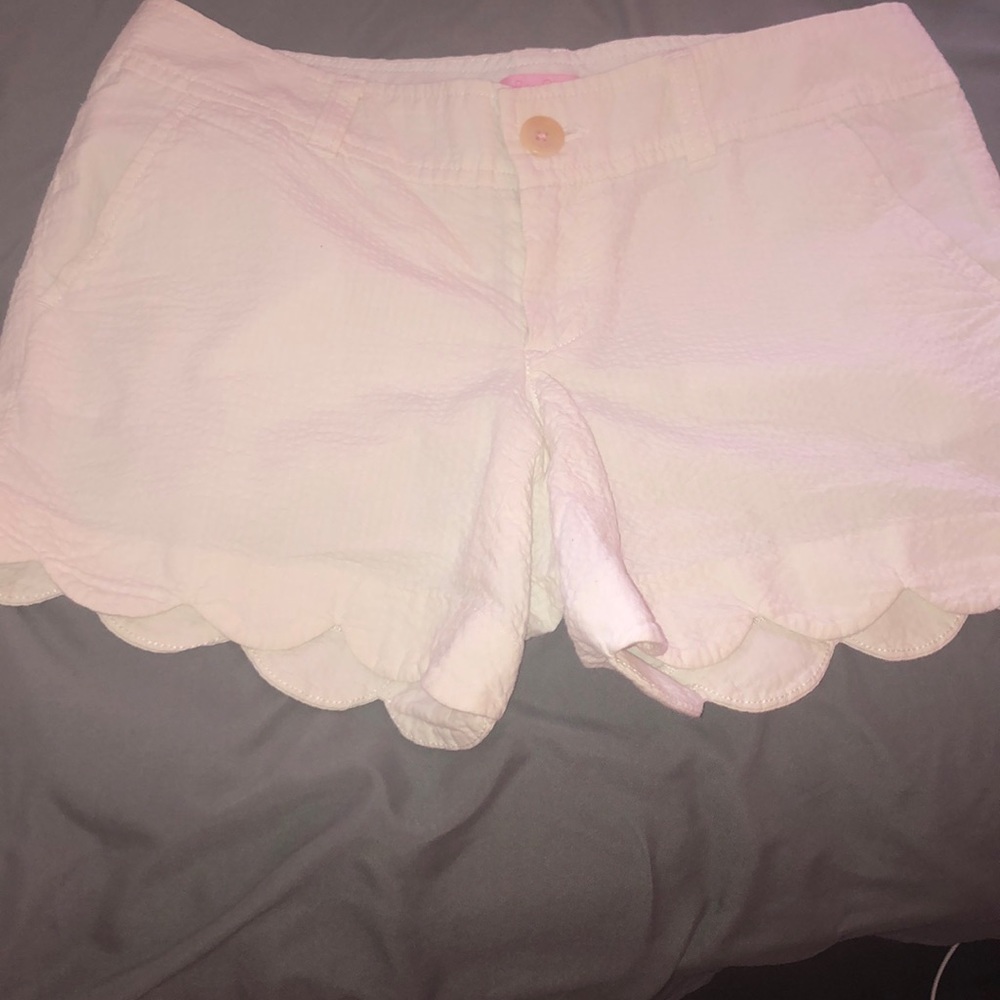 White shorts-LP